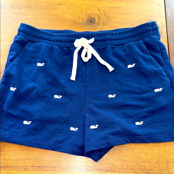 Vineyard Vines Pants - Vineyard Vines Blue Lounge Shorts w/Pink Whales